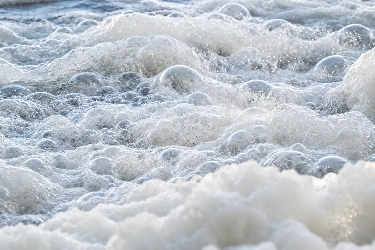Fine bubbles are generated